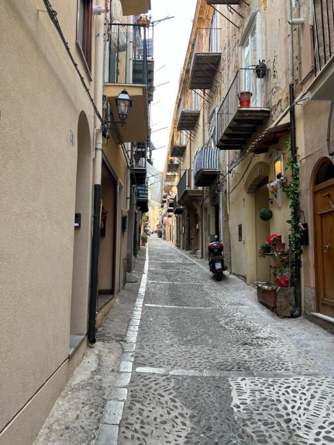 Casa Maestrale Apartment Cefalù Exterior foto